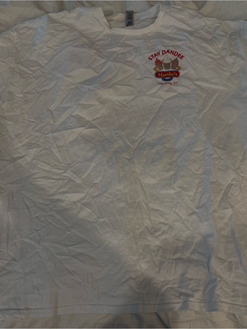 Martha's 'Stay Dandee' White Graphic Tee